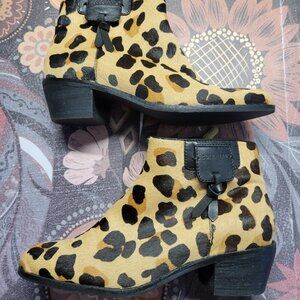 Cole Haan Size 6 Woman Tan Black Animal Print Zip Up Ankle Booties